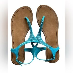 Zigi Soho Turquoise Rhinestone Thong Sandals Size 8.5